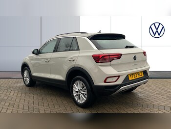 Used Volkswagen T-Roc 2023 for sale - 77461559: Photo