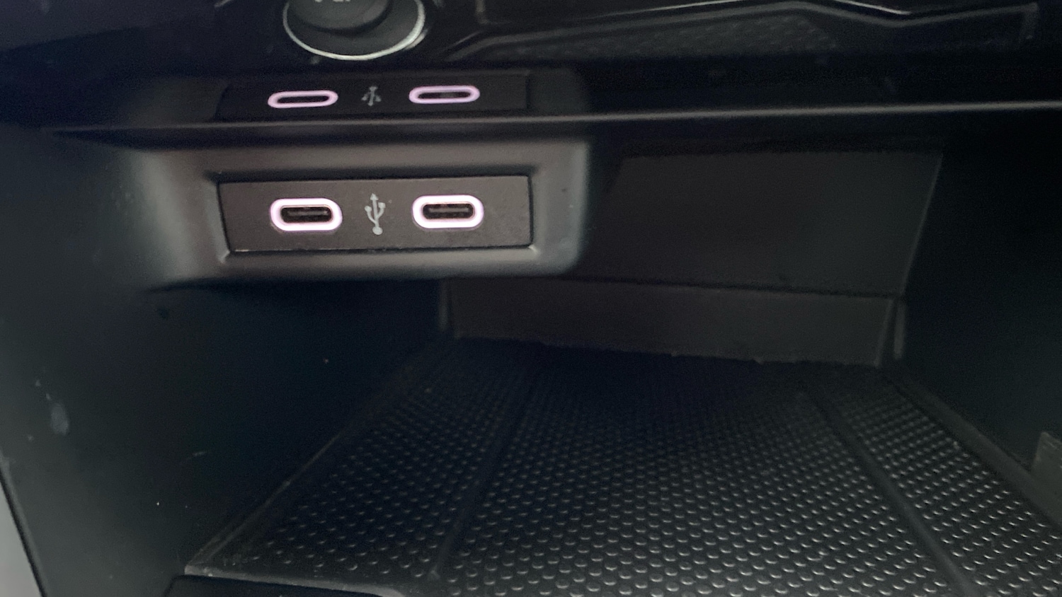 Used Volkswagen T-Roc 2023 for sale - 77461559: Photo 40