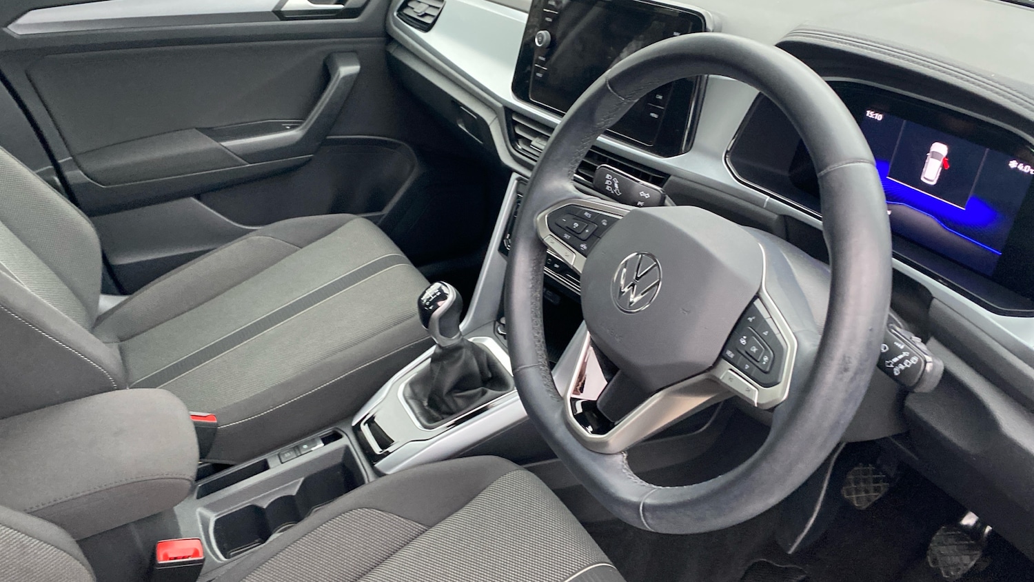 Used Volkswagen T-Roc 2023 for sale - 77461559: Photo 6