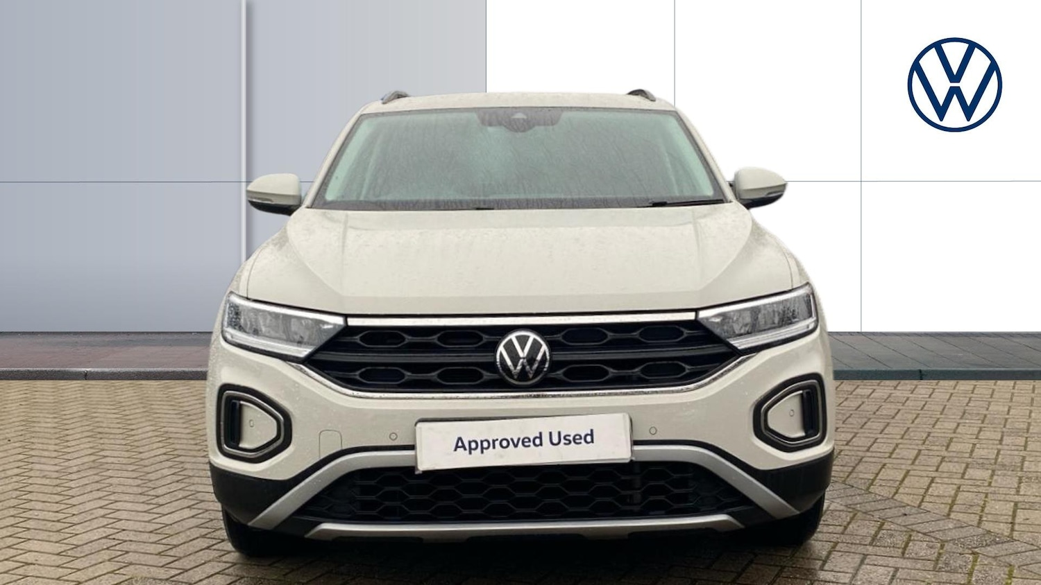 Used Volkswagen T-Roc 2023 for sale - 77461559: Photo 7