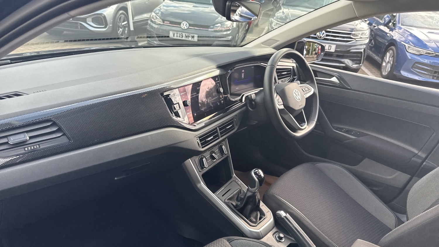 Used Volkswagen Polo 2023 for sale - 76064091: Photo 2