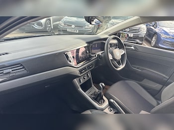 Used Volkswagen Polo 2023 for sale - 76064091: Photo