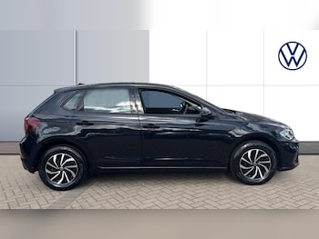 Used Volkswagen Polo 2023 for sale - 76064091: Photo