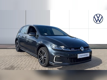 Used Volkswagen Golf 2020 for sale - 75945497: Photo