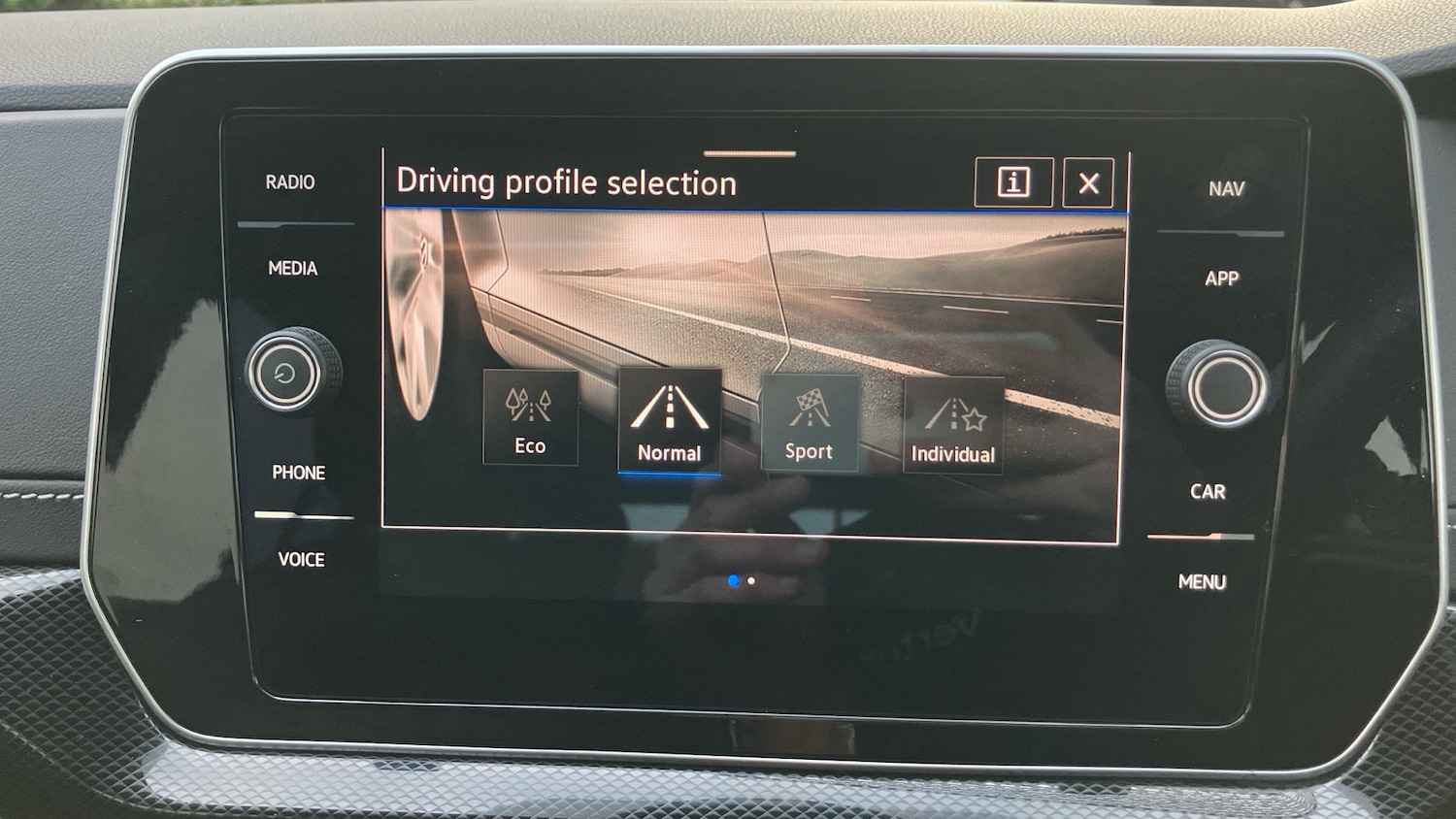 Used Volkswagen T-Cross 2024 for sale - 77247240: Photo 31