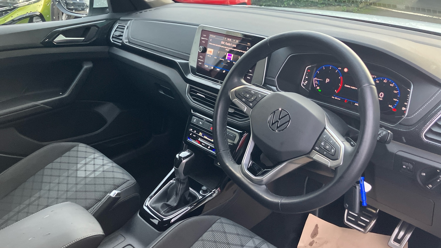 Used Volkswagen T-Cross 2024 for sale - 77247240: Photo 6