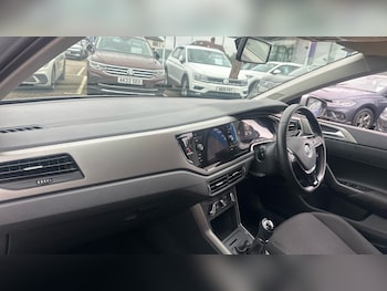 Used Volkswagen Polo 2019 for sale - 77516347: Photo
