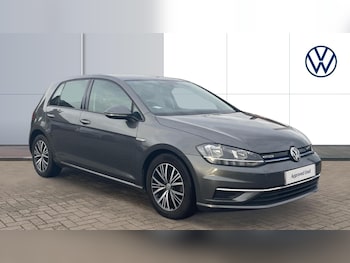 Used Volkswagen Golf 2018 for sale - 76482757: Photo