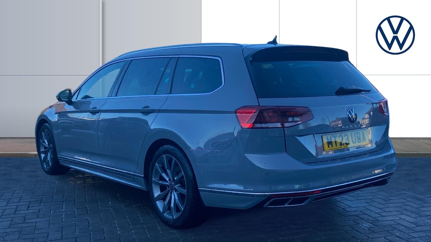 Used Volkswagen Passat 2023 for sale - 77107472: Photo 3