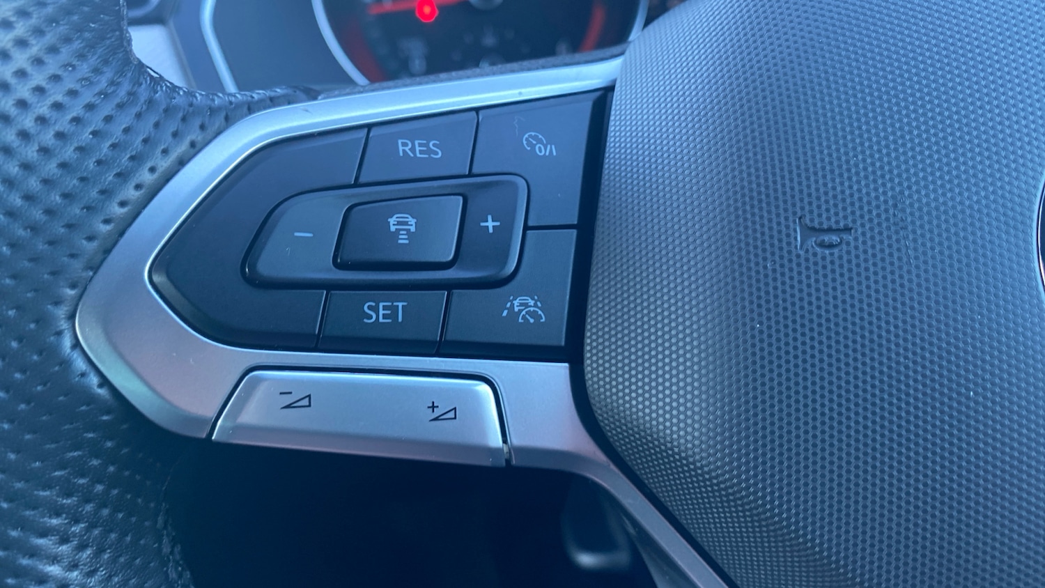 Used Volkswagen Passat 2023 for sale - 77107472: Photo 37