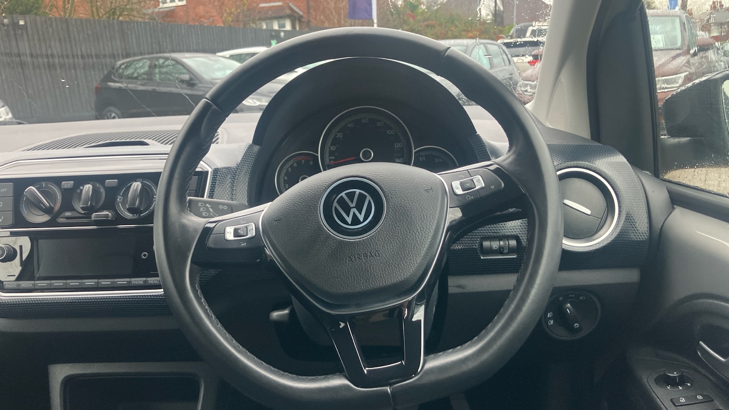 Used Volkswagen up! 2022 for sale - 76892861: Photo 10