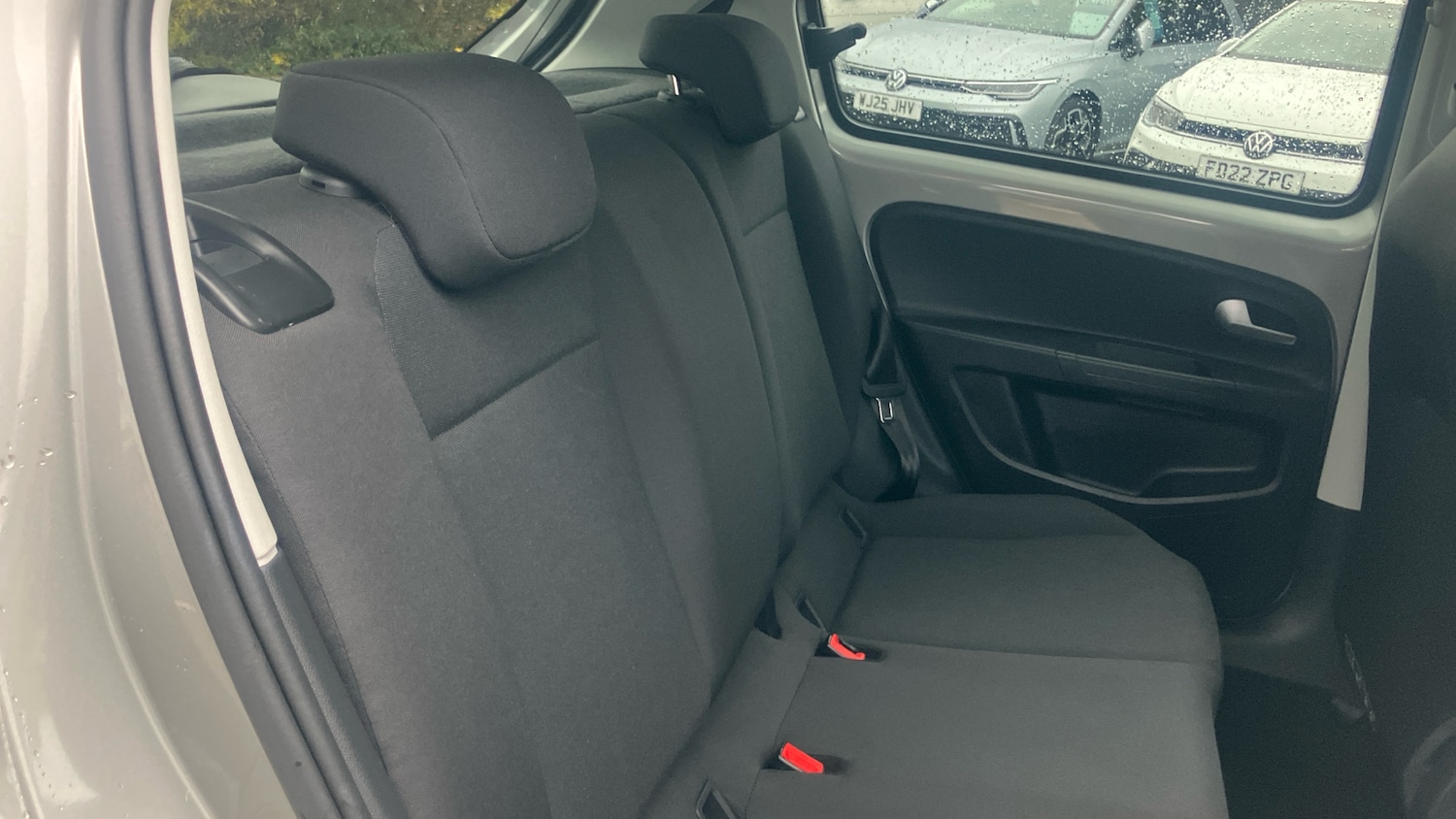 Used Volkswagen up! 2022 for sale - 76892861: Photo 16