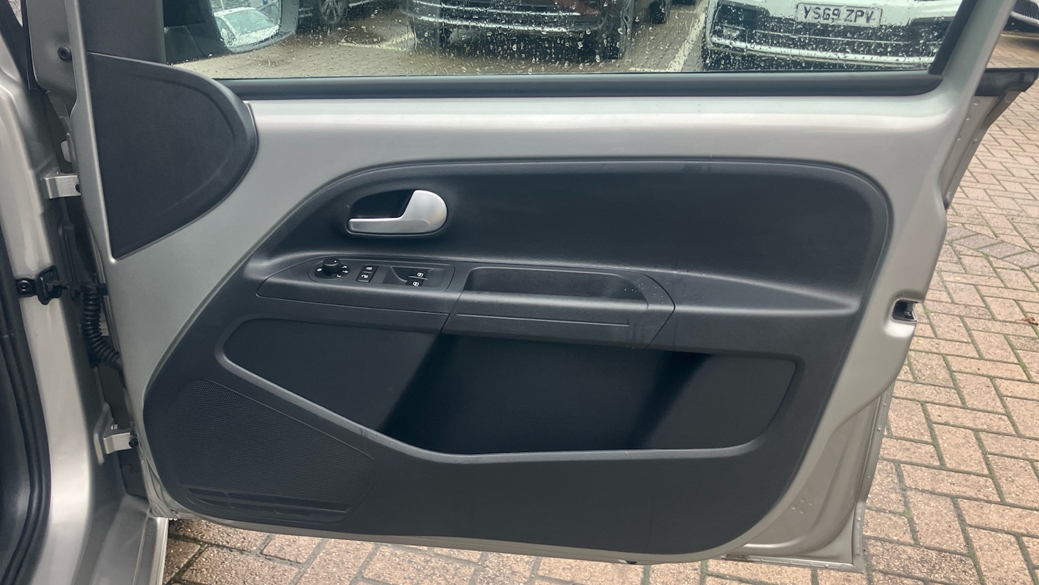 Used Volkswagen up! 2022 for sale - 76892861: Photo 19