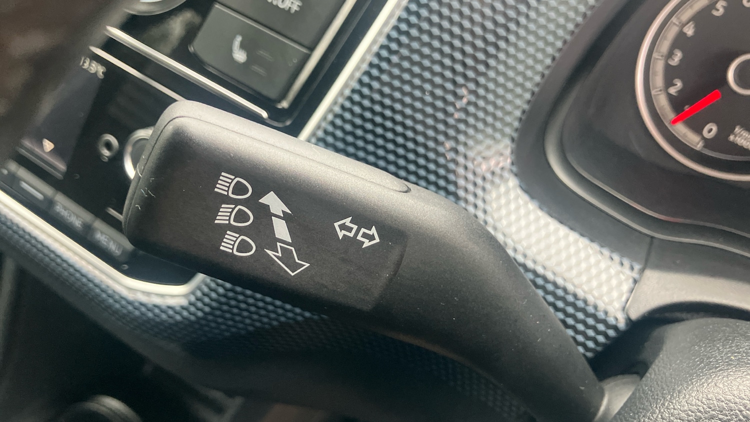 Used Volkswagen up! 2022 for sale - 76892861: Photo 21