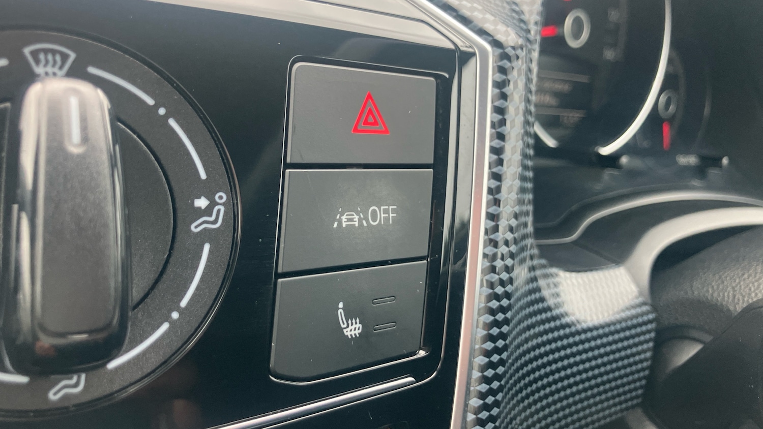 Used Volkswagen up! 2022 for sale - 76892861: Photo 30