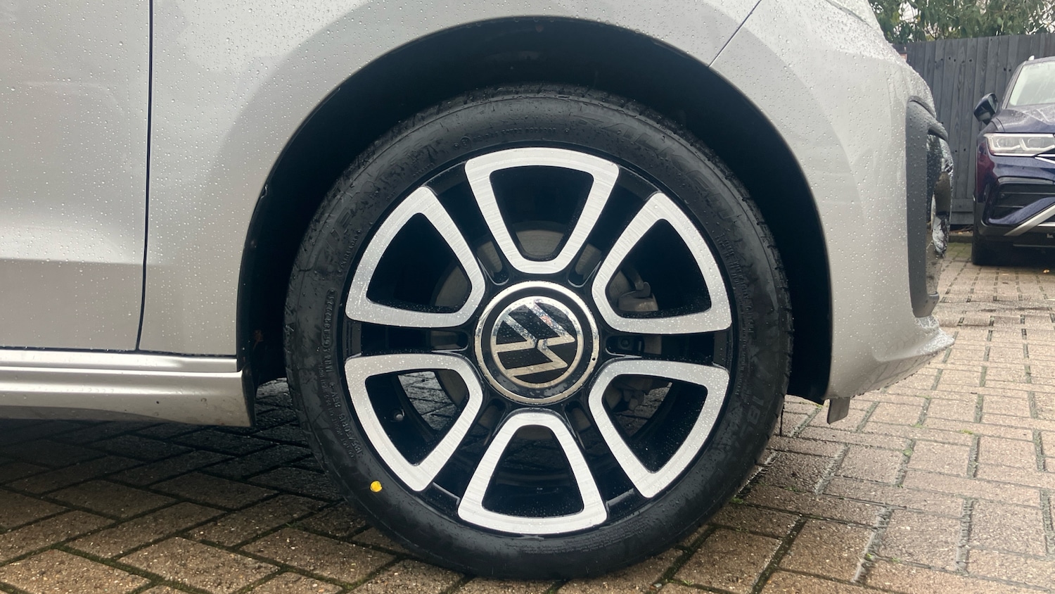 Used Volkswagen up! 2022 for sale - 76892861: Photo 5