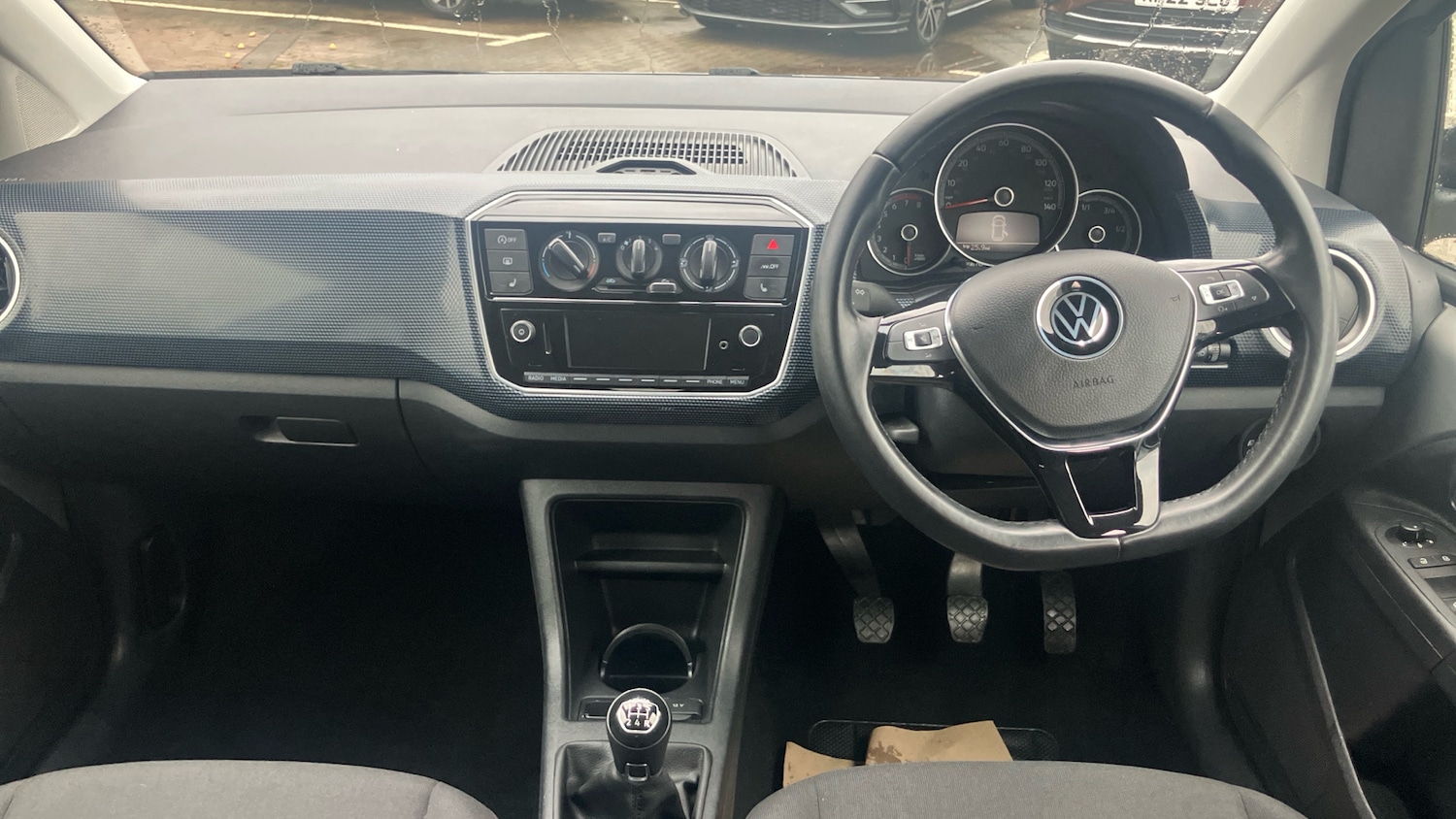 Used Volkswagen up! 2022 for sale - 76892861: Photo 9
