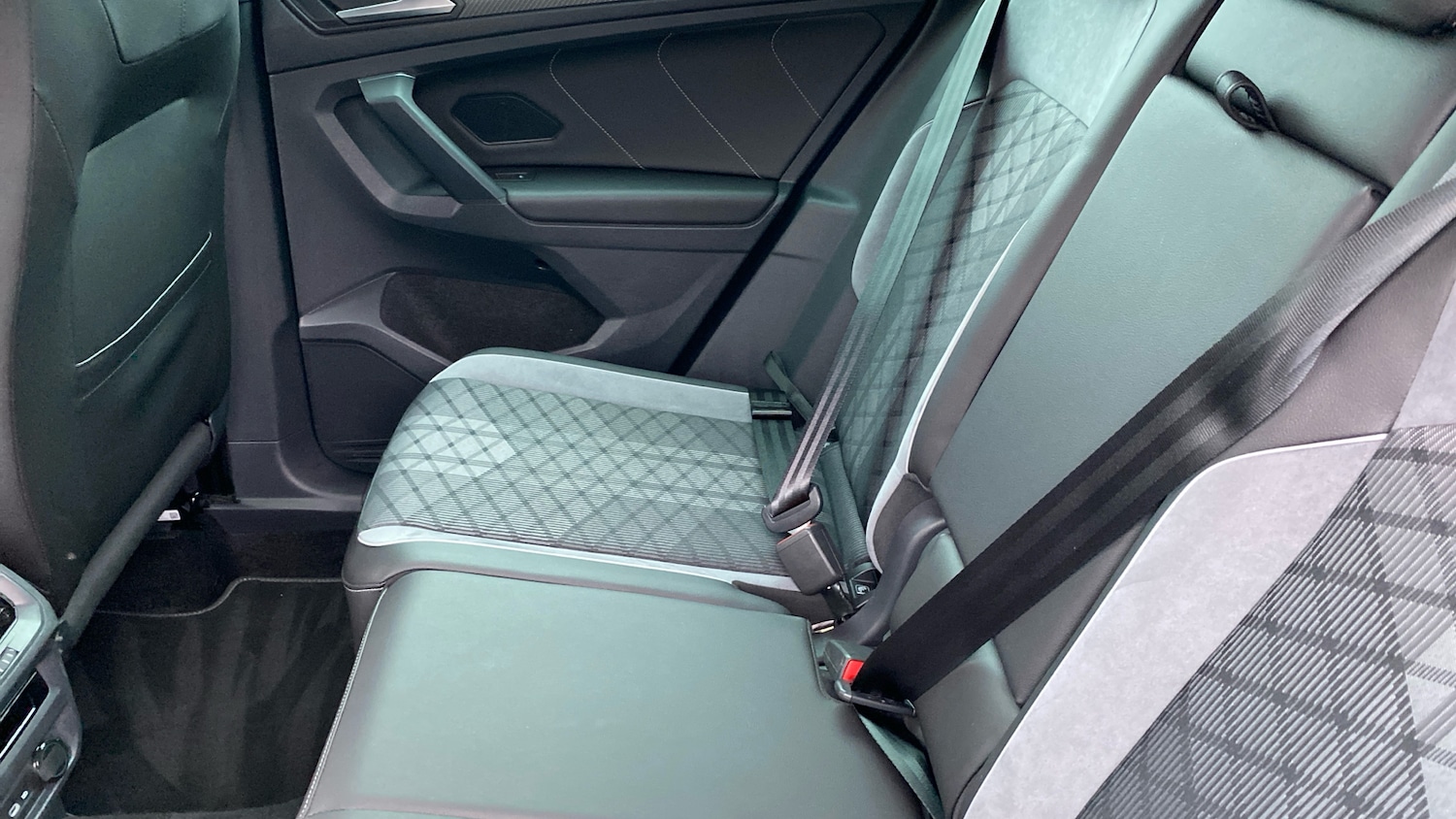 Used Volkswagen Tiguan 2023 for sale - 77569354: Photo 16