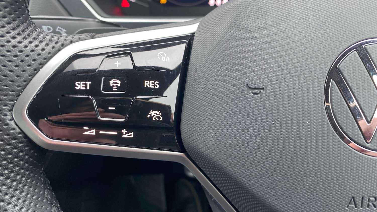 Used Volkswagen Tiguan 2023 for sale - 77569354: Photo 17