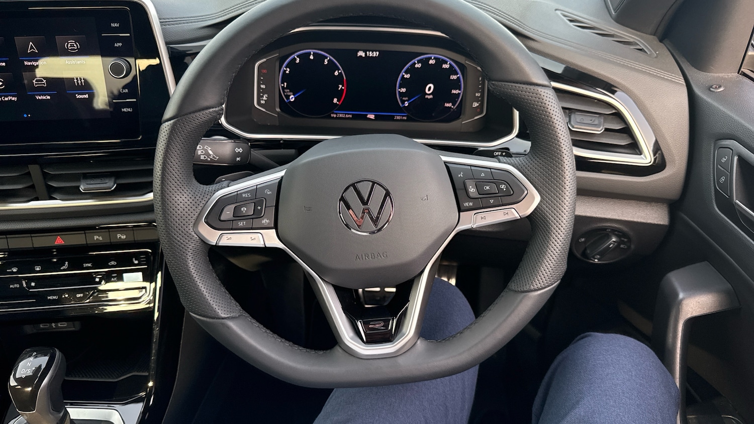 Used Volkswagen T-Roc 2025 for sale - 77883802: Photo 10