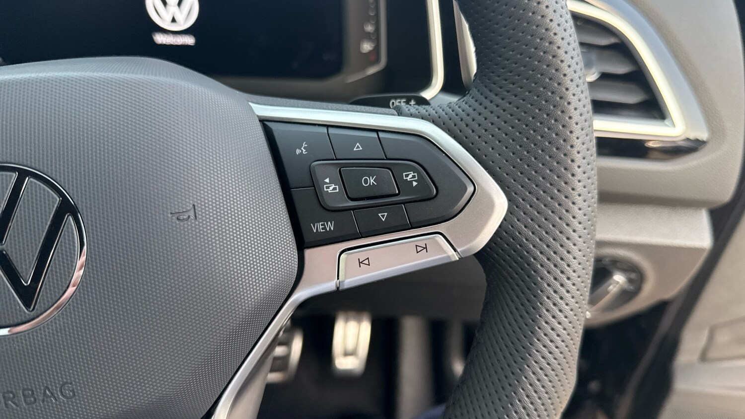 Used Volkswagen T-Roc 2025 for sale - 77883802: Photo 18