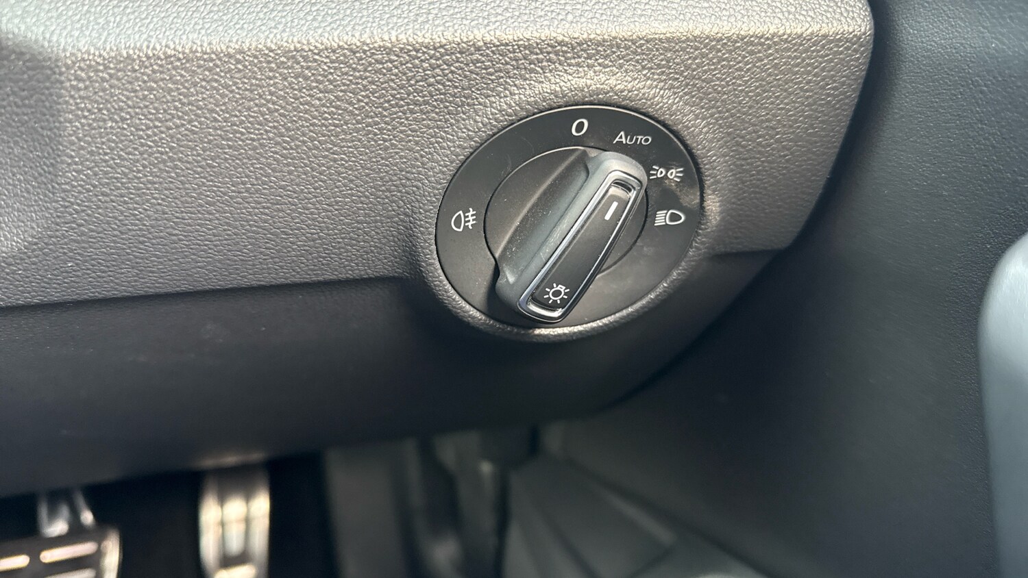 Used Volkswagen T-Roc 2025 for sale - 77883802: Photo 22