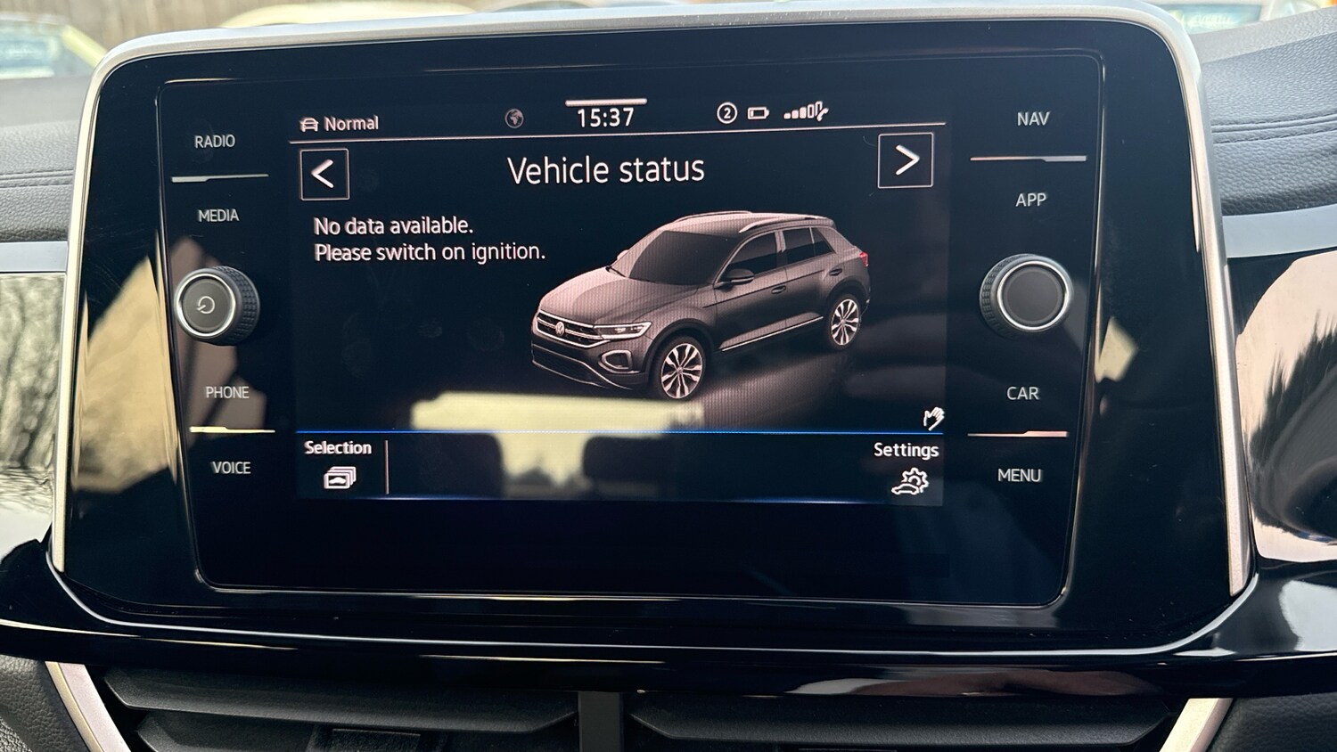 Used Volkswagen T-Roc 2025 for sale - 77883802: Photo 28