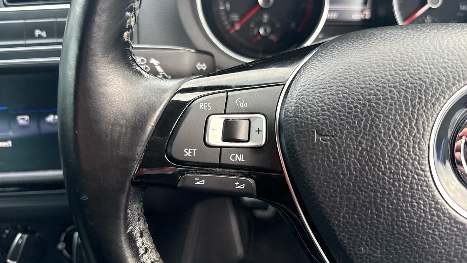 Used Volkswagen Polo 2017 for sale - 77746543: Photo 17