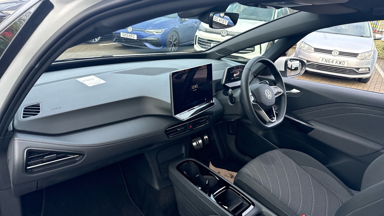 Used Volkswagen ID.3 2025 for sale - 77247244: Photo 2