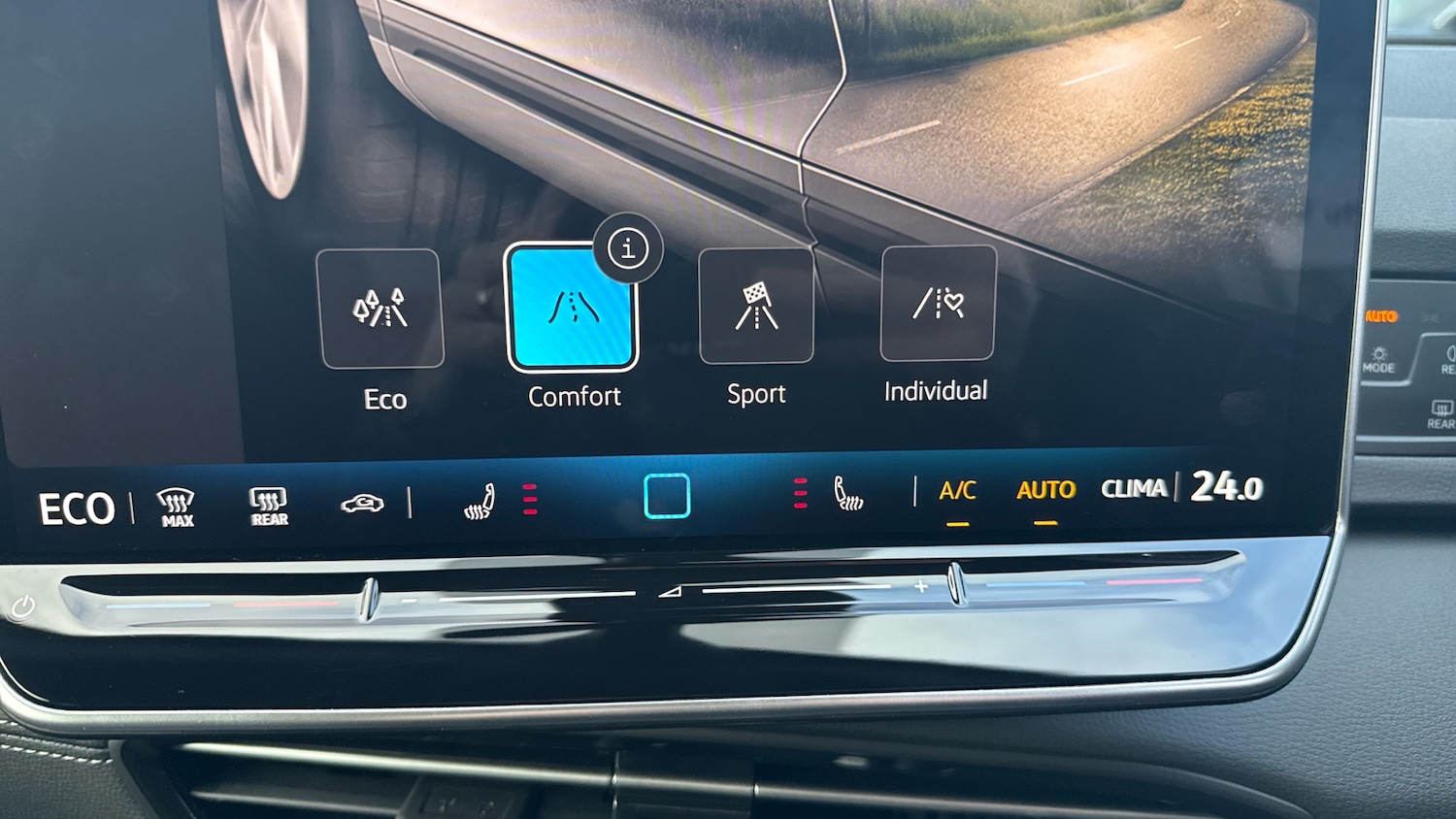 Used Volkswagen ID.3 2025 for sale - 77247244: Photo 30