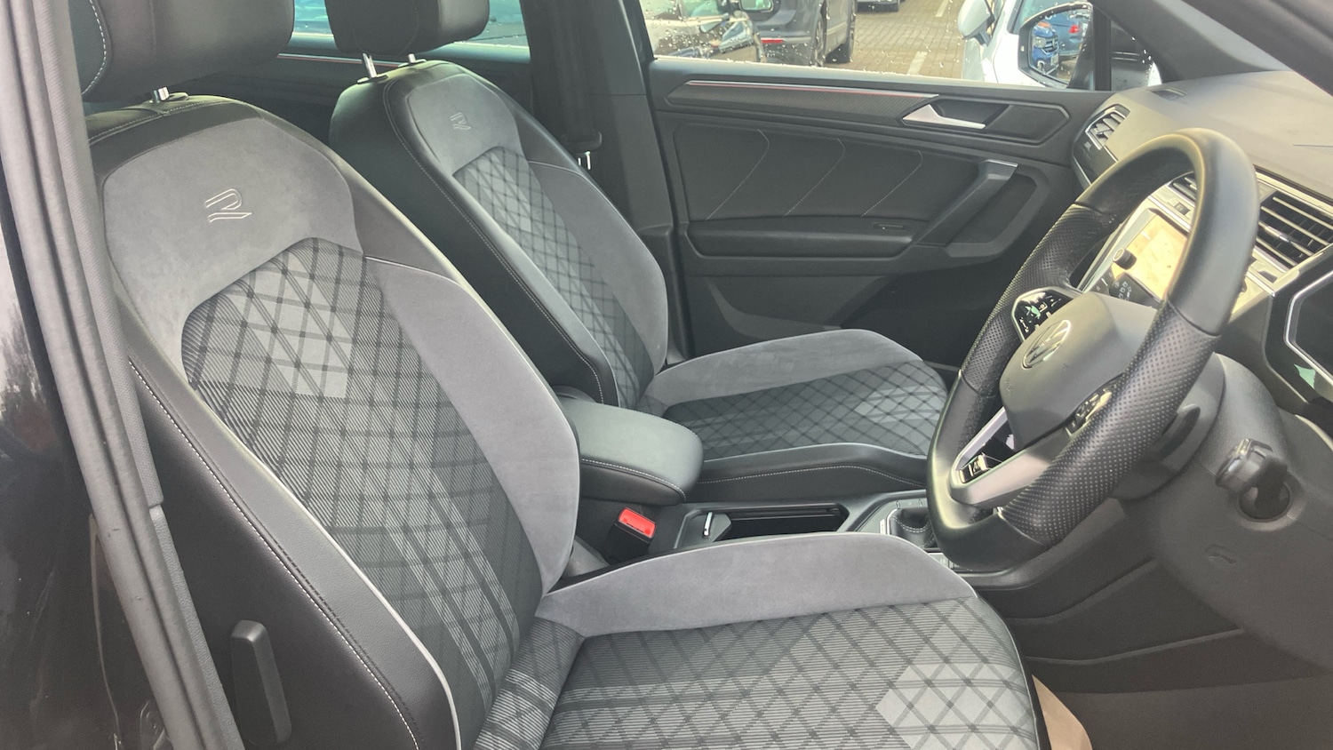 Used Volkswagen Tiguan 2020 for sale - 76734397: Photo 15