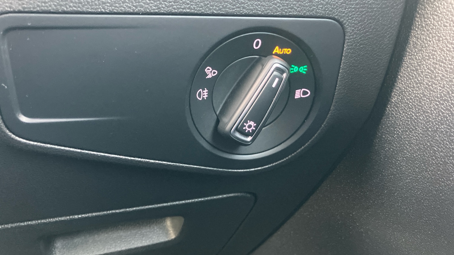 Used Volkswagen Tiguan 2020 for sale - 76734397: Photo 23