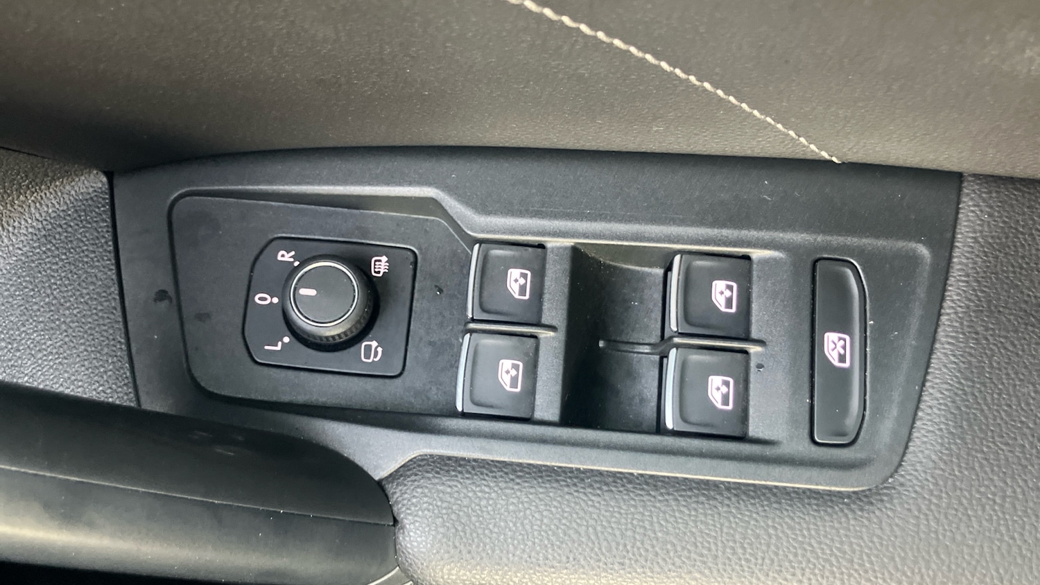 Used Volkswagen Tiguan 2020 for sale - 76734397: Photo 24