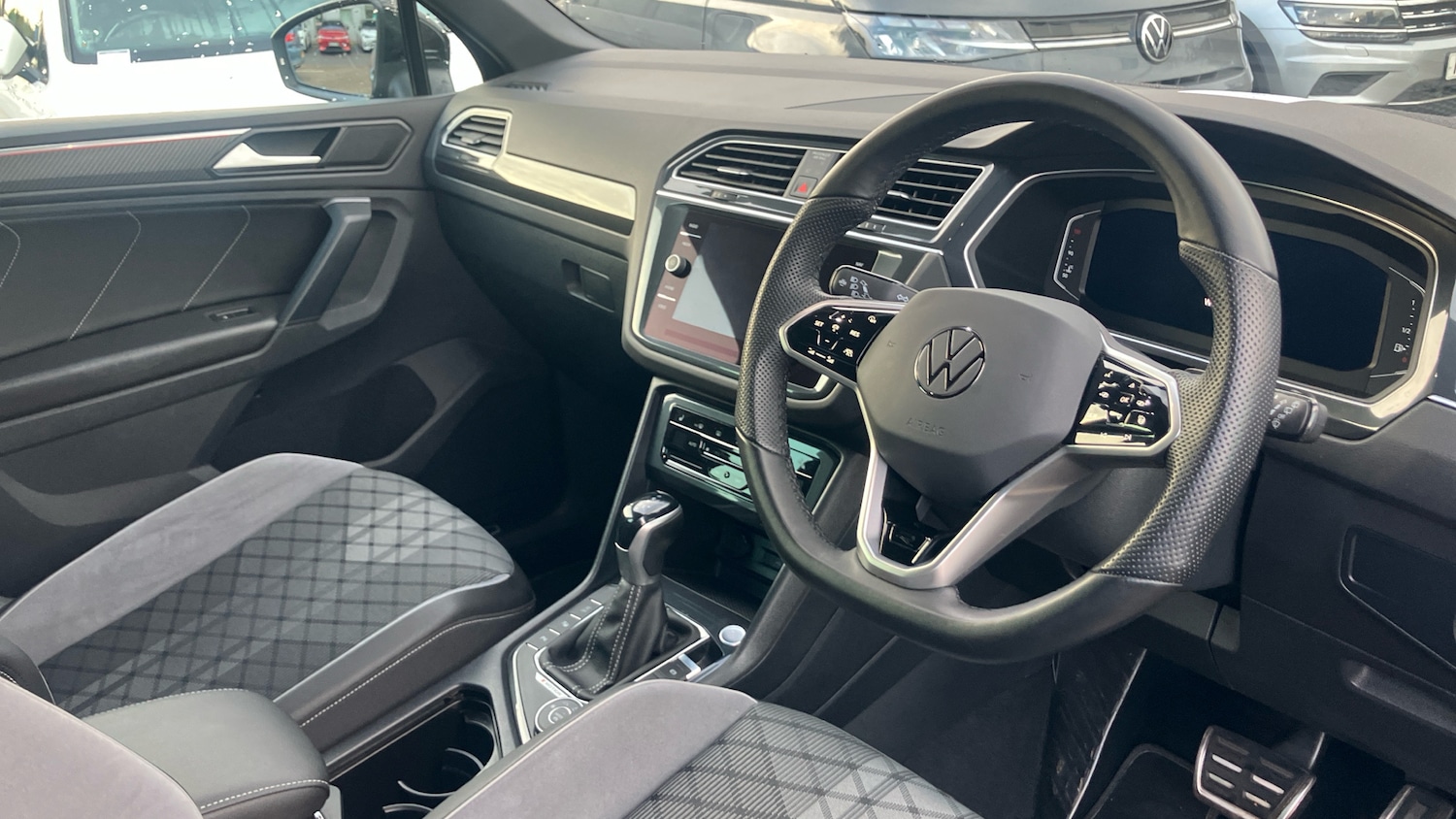 Used Volkswagen Tiguan 2020 for sale - 76734397: Photo 6