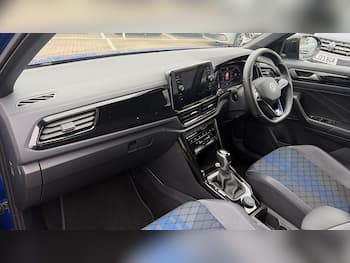 Used Volkswagen T-Roc 2023 for sale - 79801305: Photo