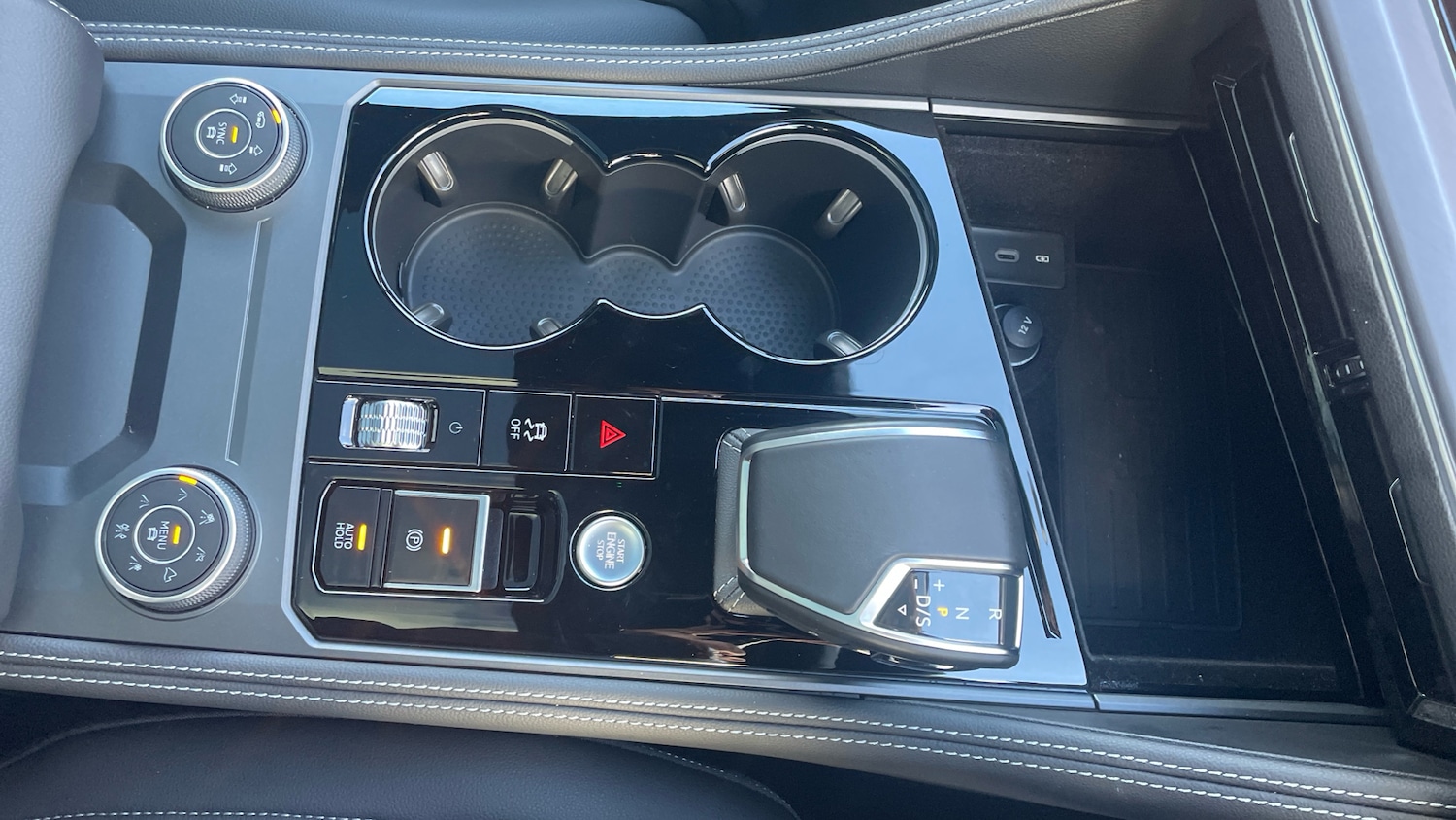 Used Volkswagen Touareg 2025 for sale - 77298215: Photo 22