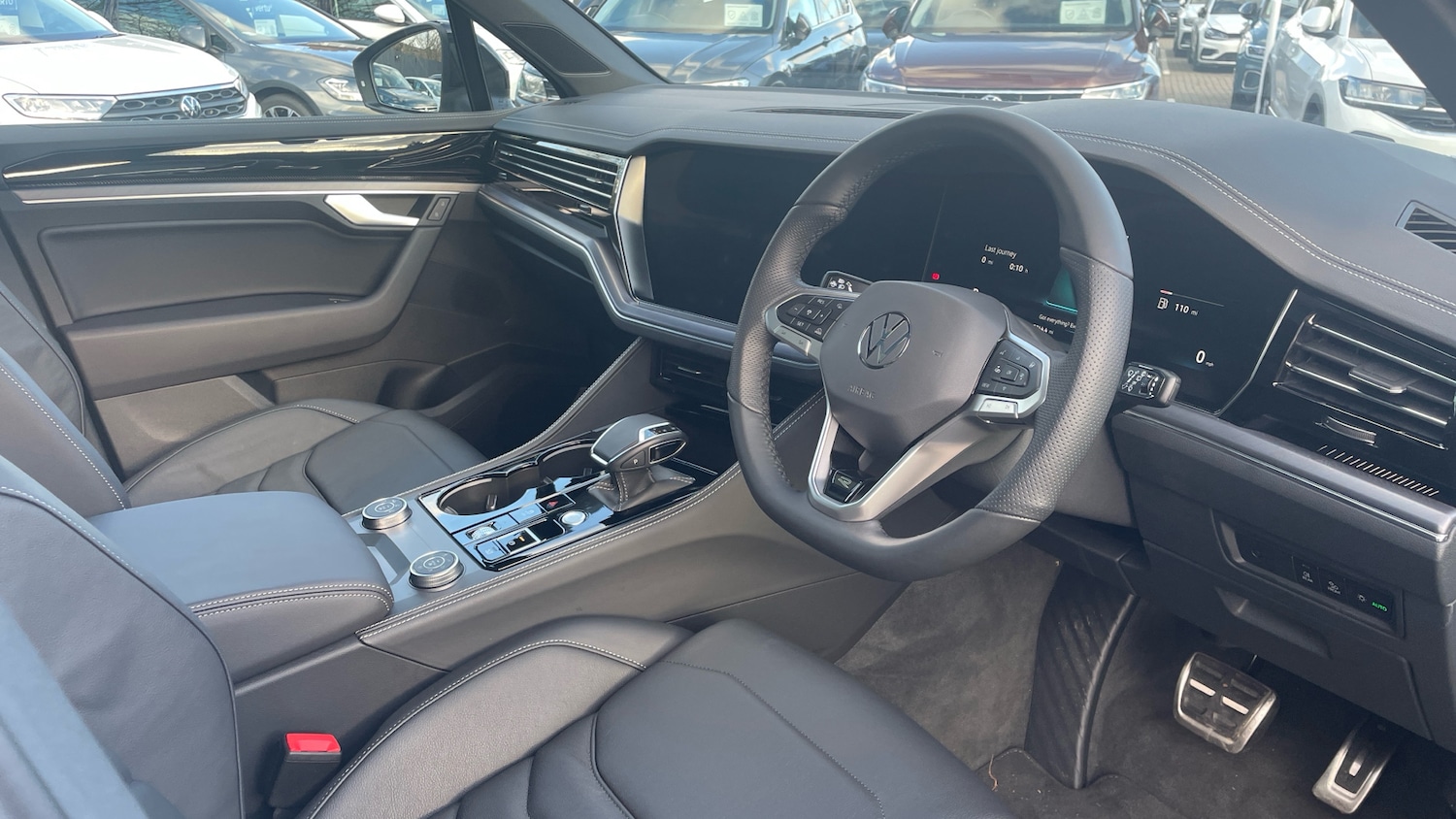 Used Volkswagen Touareg 2025 for sale - 77298215: Photo 37