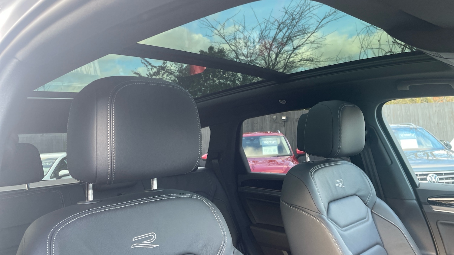 Used Volkswagen Touareg 2025 for sale - 77298215: Photo 38