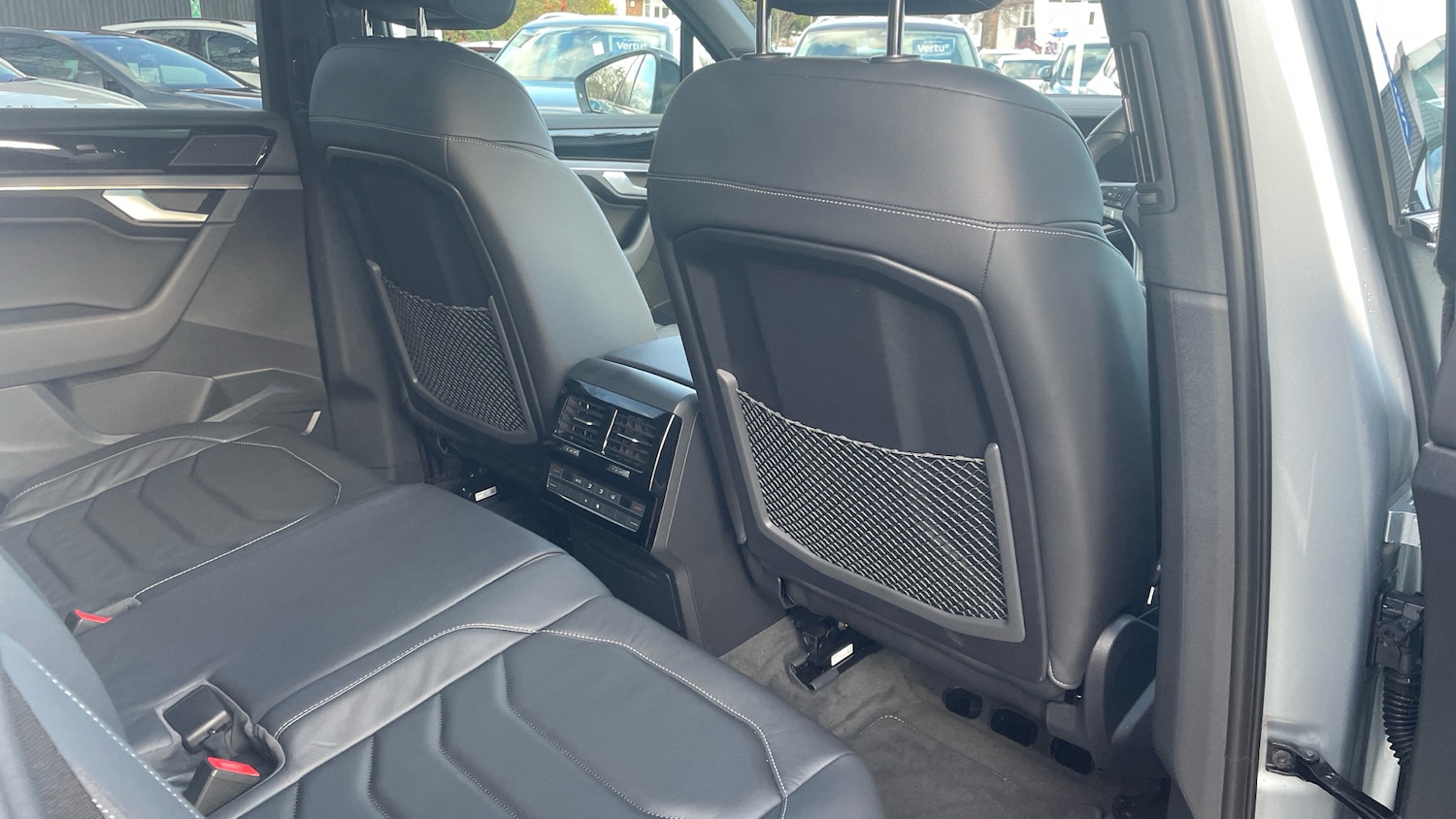 Used Volkswagen Touareg 2025 for sale - 77298215: Photo 41