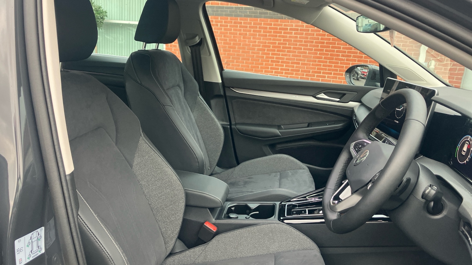 Used Volkswagen Golf 2025 for sale - 76959807: Photo 15