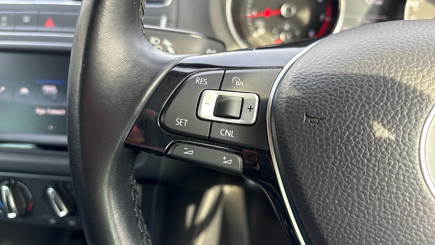 Used Volkswagen Polo 2017 for sale - 78150572: Photo 17