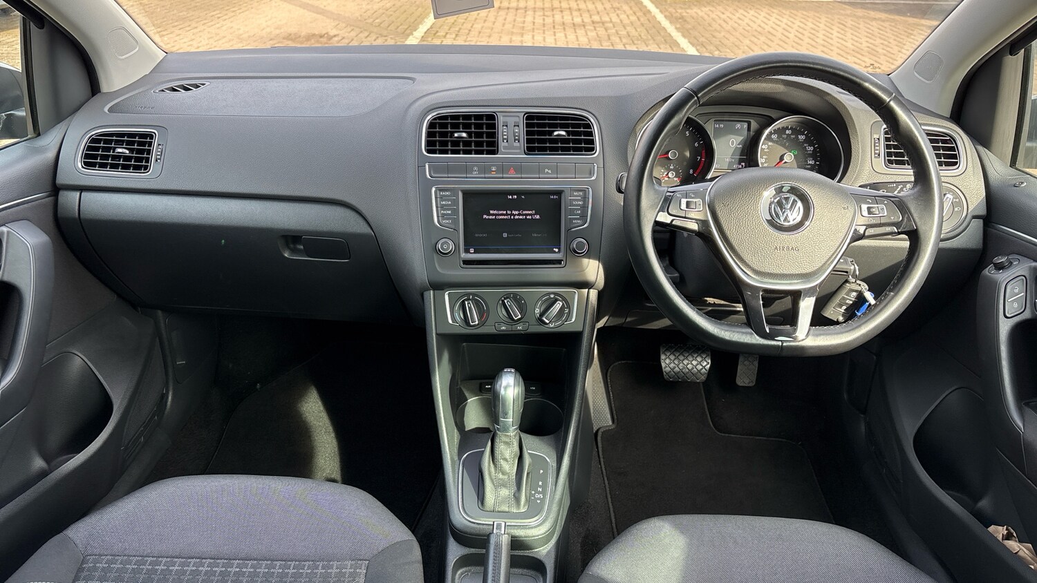 Used Volkswagen Polo 2017 for sale - 78150572: Photo 9