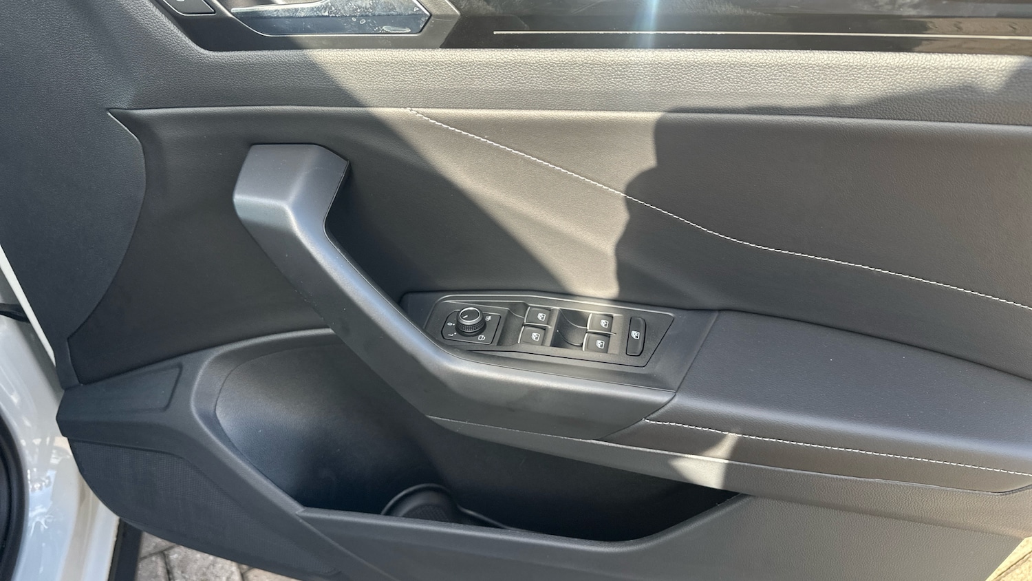Used Volkswagen T-Roc 2025 for sale - 76063695: Photo 19