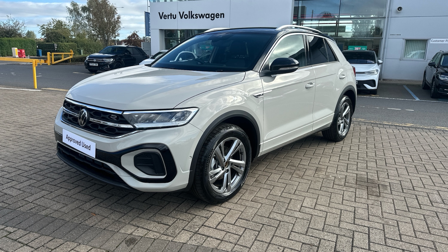 Used Volkswagen T-Roc 2025 for sale - 76063695: Photo 29