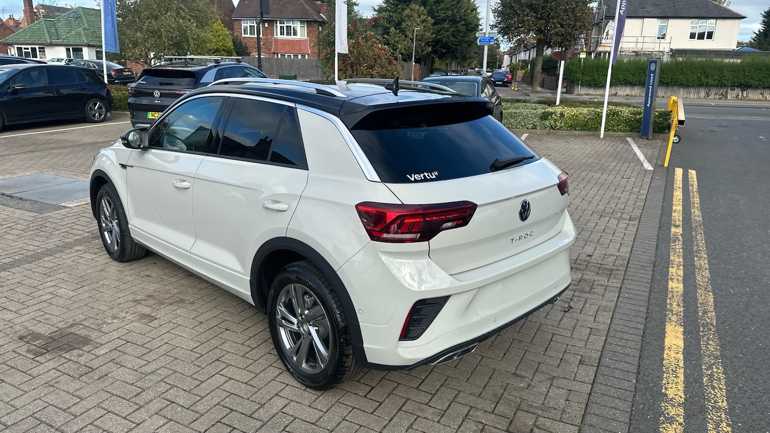 Used Volkswagen T-Roc 2025 for sale - 76063695: Photo 30