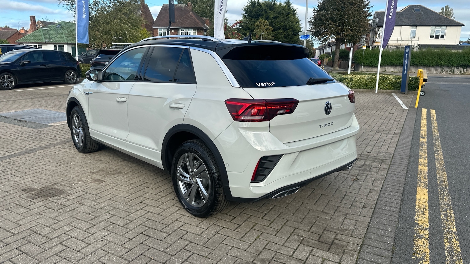 Used Volkswagen T-Roc 2025 for sale - 76063695: Photo 31