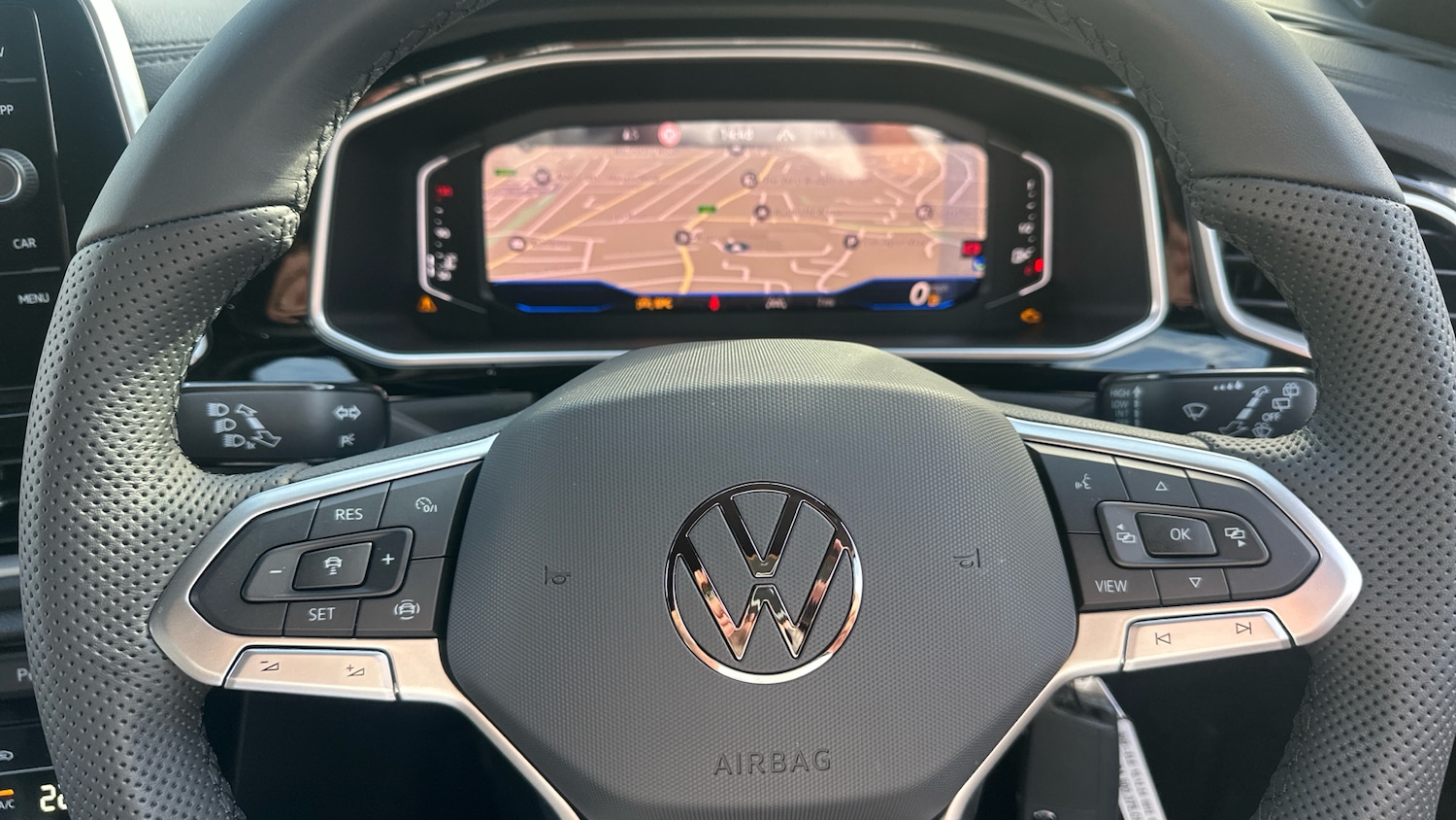 Used Volkswagen T-Roc 2025 for sale - 76063695: Photo 41