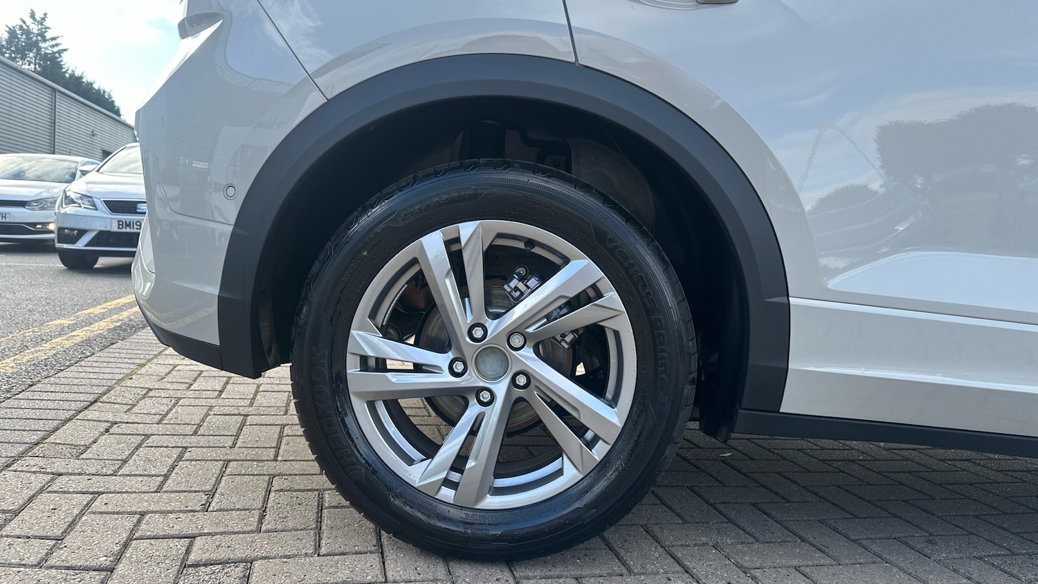 Used Volkswagen T-Roc 2025 for sale - 76063695: Photo 5