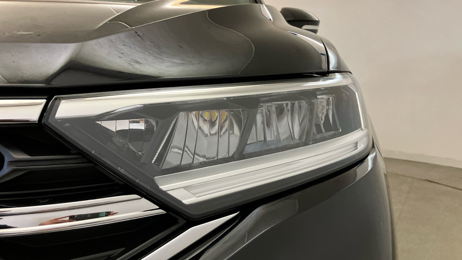 Used Volkswagen T-Roc 2025 for sale - 77272113: Photo 32