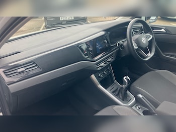 Used Volkswagen Polo 2024 for sale - 78343621: Photo